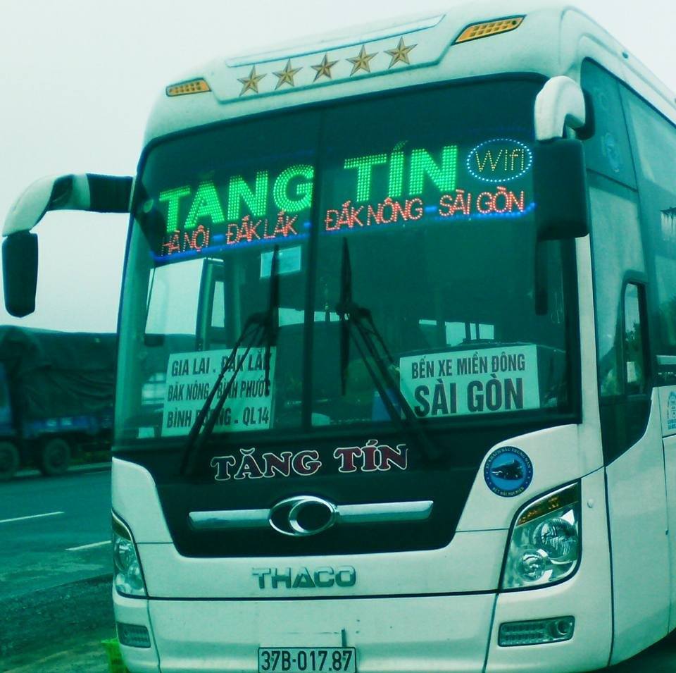 Xe khách tuyến Sài Gòn Yên Thành